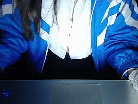 maian_love Adlı Modelin Web Kamerası Şovu