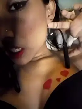 Maliha_Chowdhuryn Webbikameraesitys