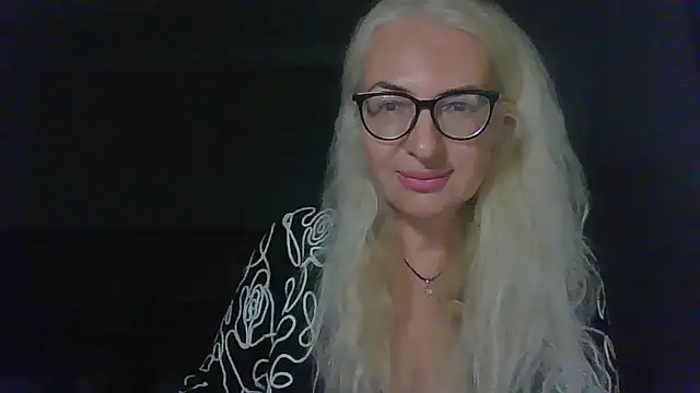 _Llinna_meのライブXXXチャット