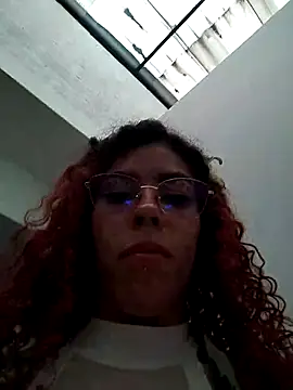 Chatroom XXX en direct de Pamelamiler__