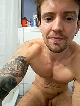 Show modela Mystery_Mark na web-kameri