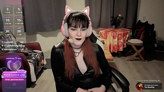 Samanteased: вебкам-шоу