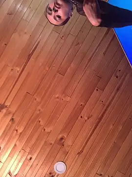 Chat XXX en directo de Emily-Fire