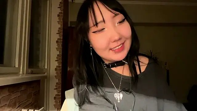 Živý XXX chat Yunananaa