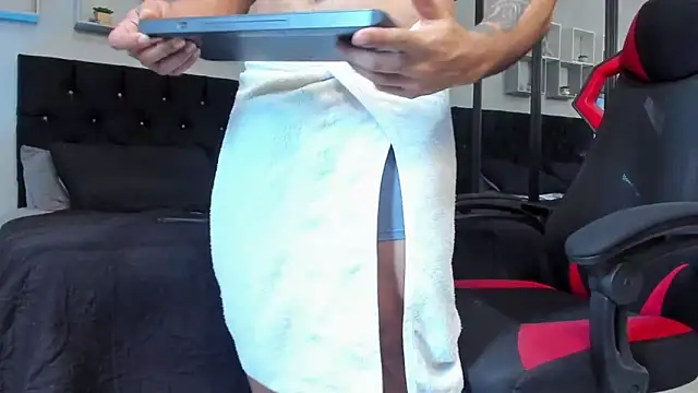 tyler_hank01 live XXX chat