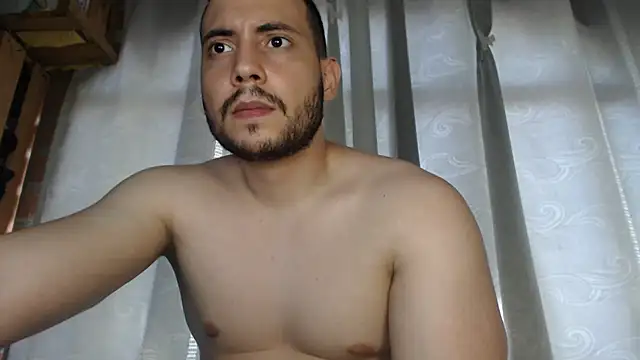 Armando_2002 라이브 XXX 채팅