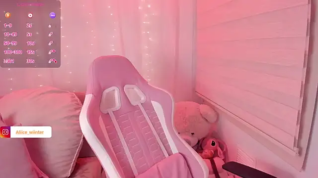 Alice_winter_ Show Webcam