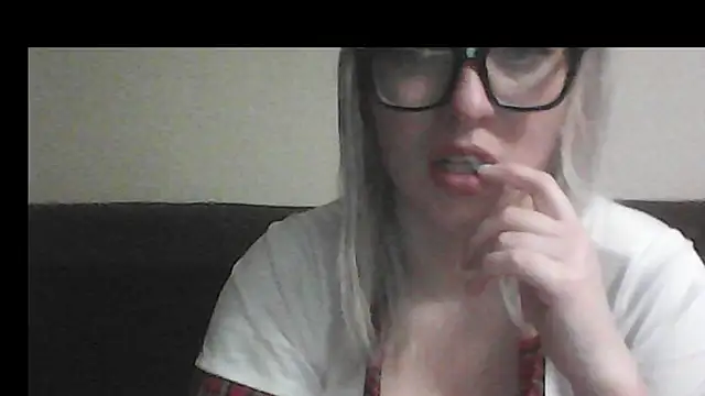 Dolce_Tempt's Live XXX Chat