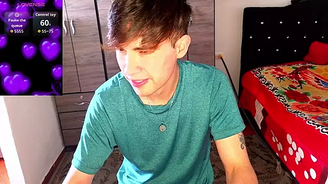 samael1107 élő XXX-chatje