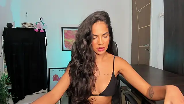 camille-rose Adlı Modelin Canlı XXX Sohbeti