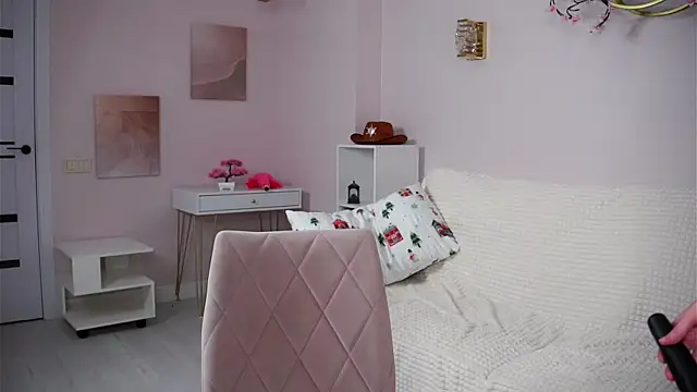 Chat +18 de SunnivaCovil ao vivo