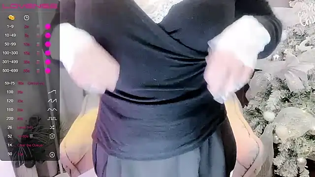 Monica-666888- 即時 XXX 聊天