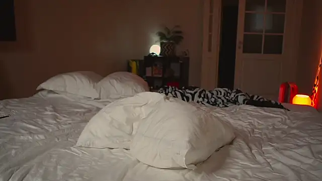 mynaughtynights 现场XXX聊天