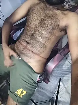 Tinku_1324 网络视讯表演