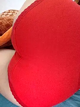 Haralushiaaa – webcam-show