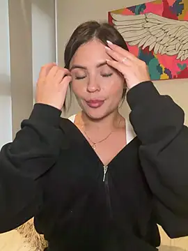 SofiaGomez444 Adlı Modelin Canlı XXX Sohbeti