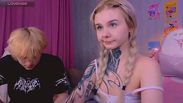 Britney_Lynch élő XXX-chatje