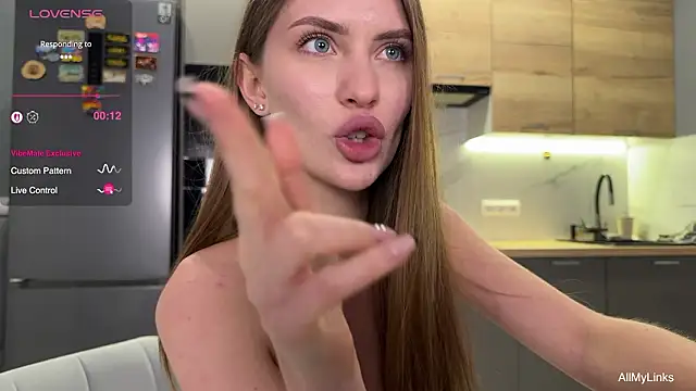 Chatroom XXX en direct de chloe_moormoor