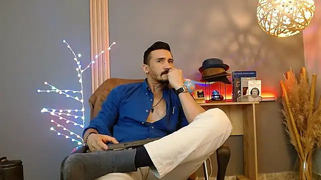 Reiko_85_: онлайн-секс-чат