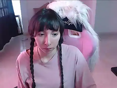 ScarlettShirahoshi élő XXX-chatje