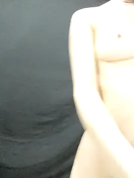 Chatroom XXX en direct de SquirtQueen__