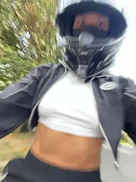 Chatroom XXX en direct de TaylorrHill