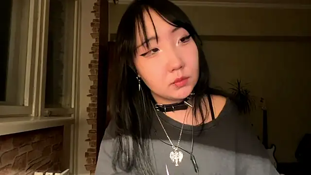 Chatroom XXX en direct de Yunananaa