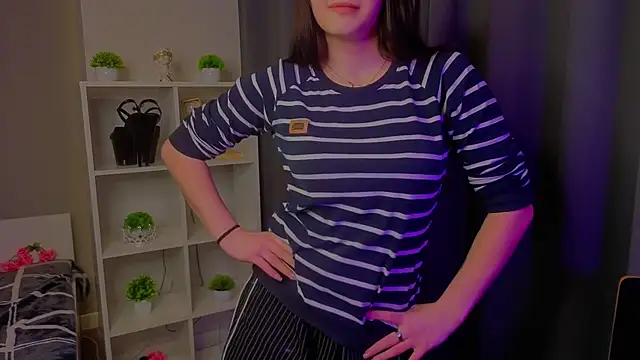 Chatroom XXX en direct de EnidRitzel