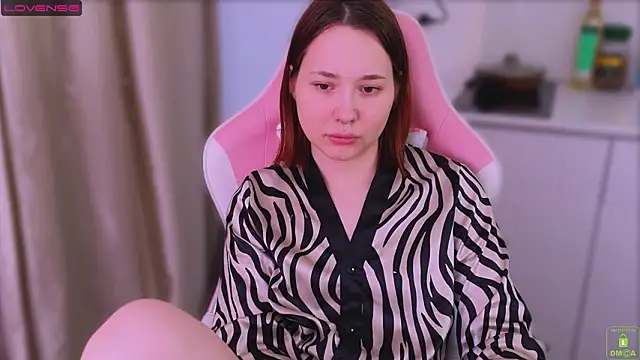 XXX chat uživo modela Airyhill