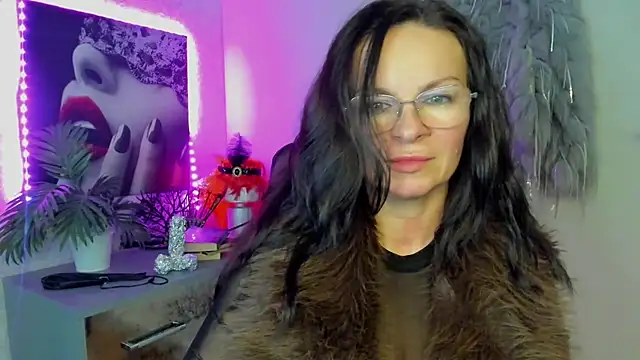 HelenLuxx live XXX chat