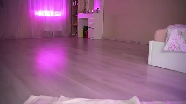 Bananalizzy: онлайн-секс-чат