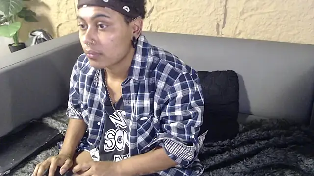 XXX chat uživo modela Noha__scott