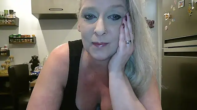 Chat XXX en directo de Cataleyaflowers69