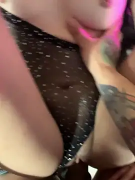 DayanaDG's Live XXX Chat