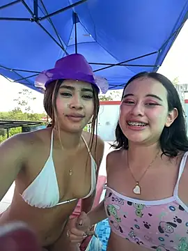 Онлайн чат XXX l0lita_emi