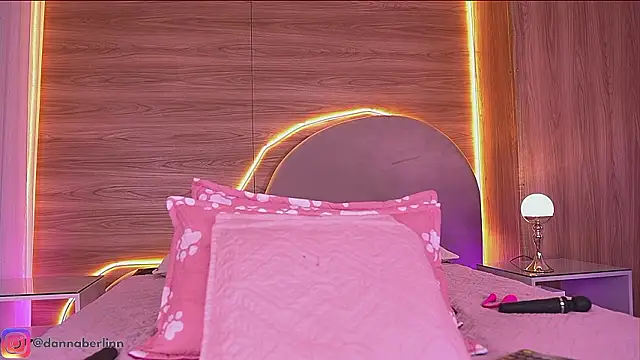 Sembang XXX Secara Langsung danna_berlin_