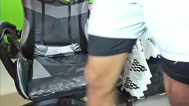 Arian_Pervert Live XXX-chat