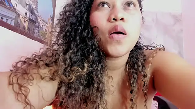 Lunastar02 Live XXX Chat