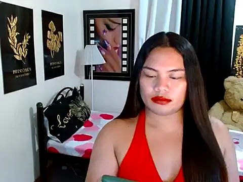 TSbrianaHugeCock Adlı Modelin Web Kamerası Şovu