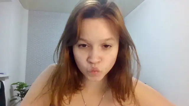 Ammymia: онлайн-секс-чат