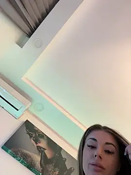 IsabellaEtthan's Live Sex Cam Show