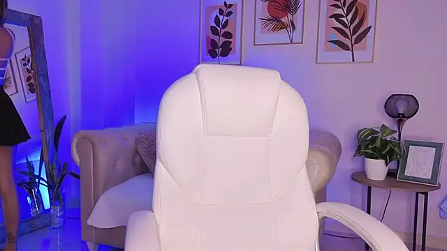 DahianaWalcott 即時 XXX 聊天