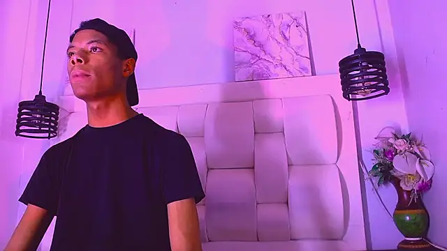 Webkamerová show Santiago_Ortiz_