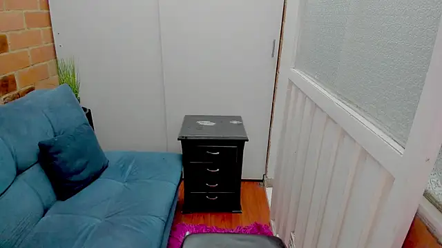 Penelope47 – Live XXX-chat