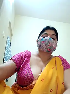 Ratna-777 – Live XXX-chat