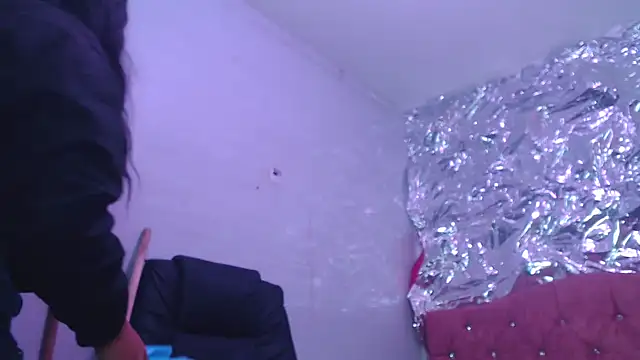 lily_jamesx's Live XXX Chat