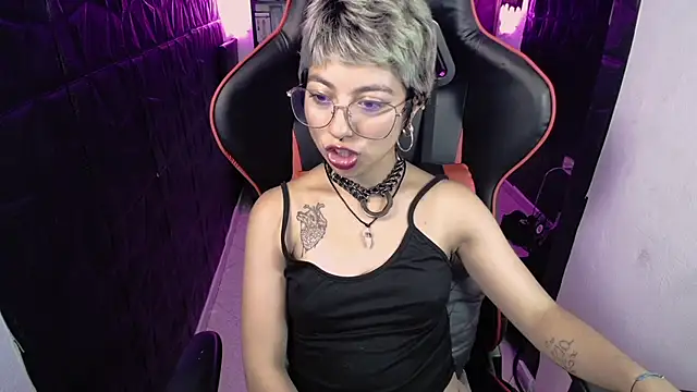 lunarichy22 – Live XXX-chat