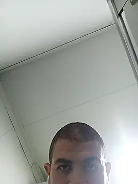 Chat +18 de hassan8111 ao vivo