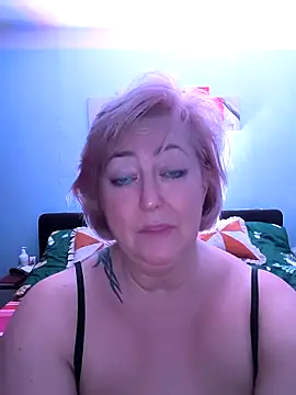 MissSilken 现场XXX聊天