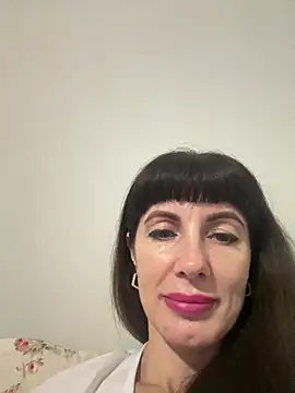 LadyLuxLover 现场XXX聊天